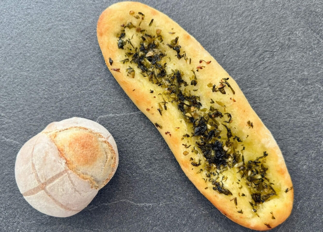 nos-petits pain-maison-nature-et-à-l’ail